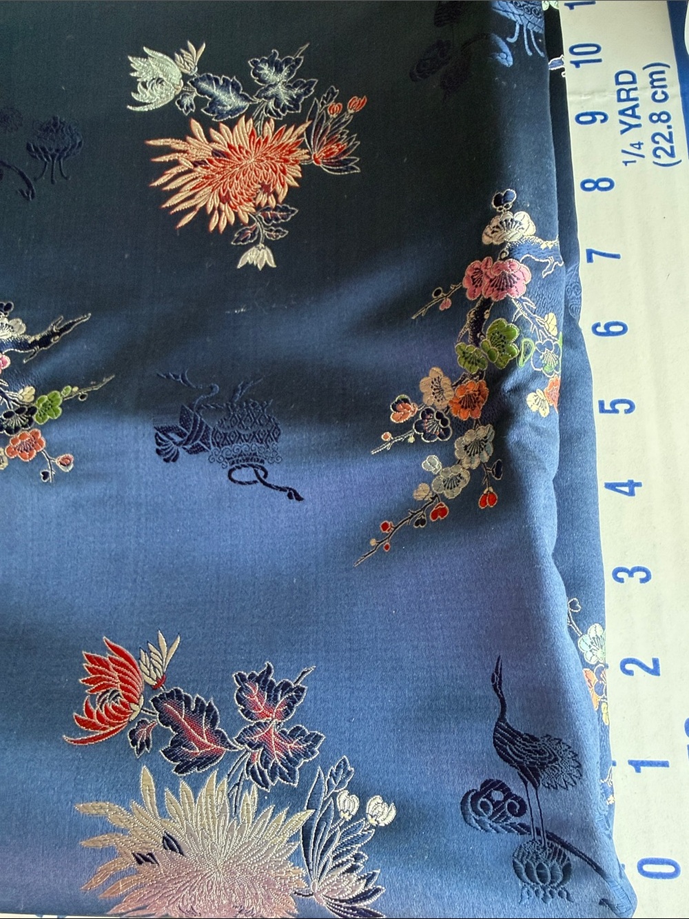 Vintage 1950s 60s Asian Brocade Satin Fabric Navy Floral Crane 4.75 Yds x 36 - Picture 4 of 16